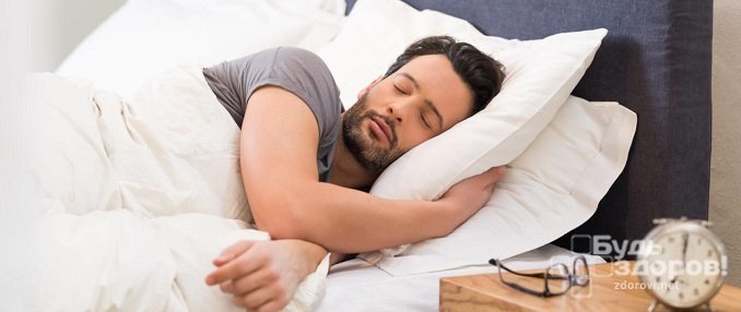 Для нормализации гормонального фона необходим полноценный сон, длительностью не меньше 7 часов