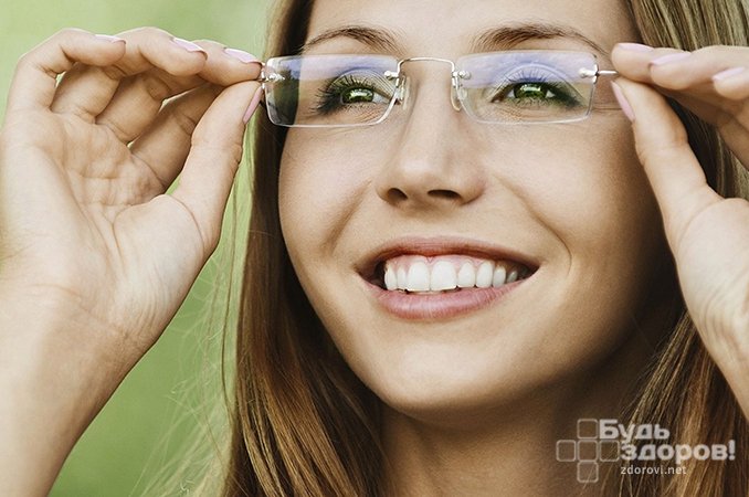 Очки - наиболее простой способ коррекции близорукости