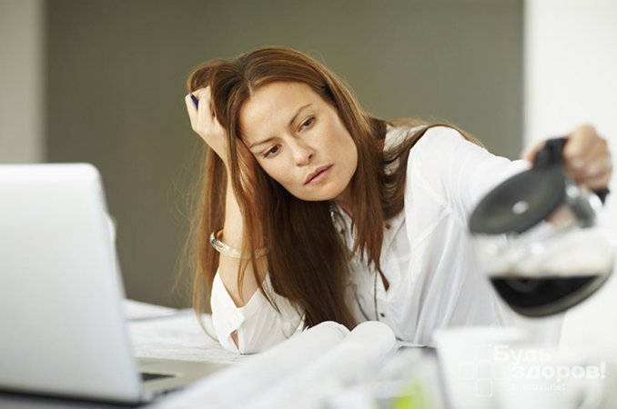 Снижение работоспособности - один из симптомов синдрома хронической усталости