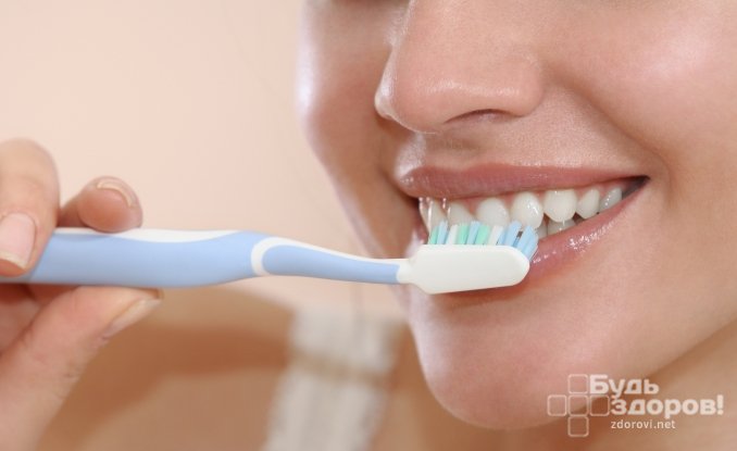 Как сохранить зубы крепкими и здоровыми: несколько советов