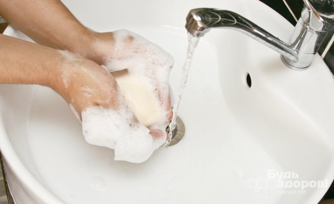 Правильное мытье рук - залог уничтожения микробов